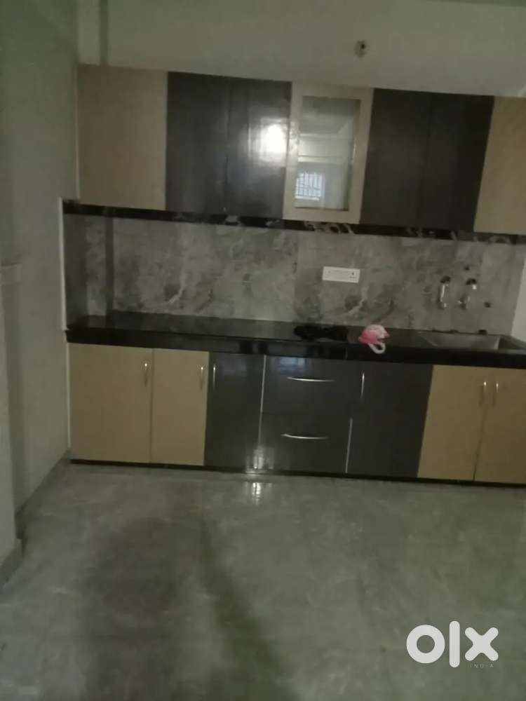 Newly 1 Bhk poshan available near saket nagar