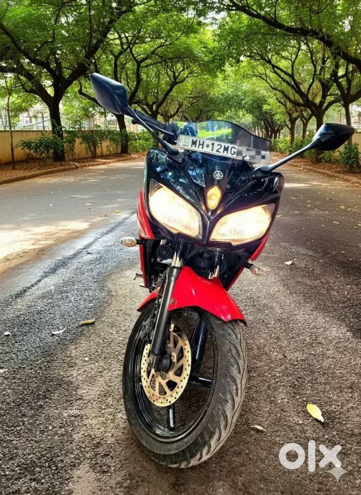 Yamaha Fazer v2.0 2015 Red Black color