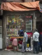 This is a 120 Sq ft shop in Bright Streer Park Circus