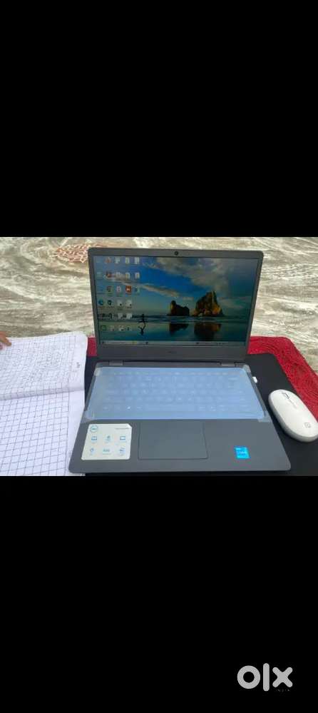 DELL i3 11generation 8gb 1TB
