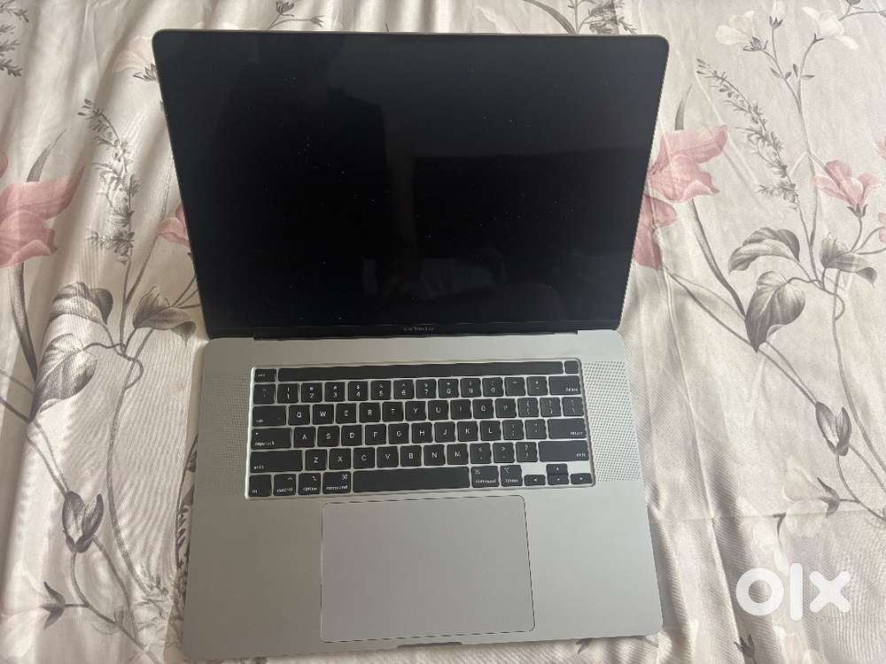 URGENT: Selling my MacBook Pro i9 (16-inch, 1TB, 2019) - Space Gray