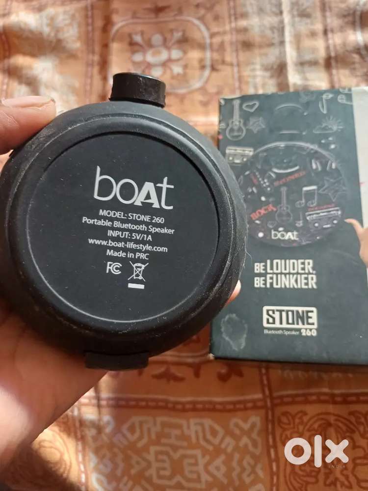 Boat speaker very good sound and good battery backup