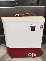 Whirlpool 7.5 kgs semi automatic washing machine