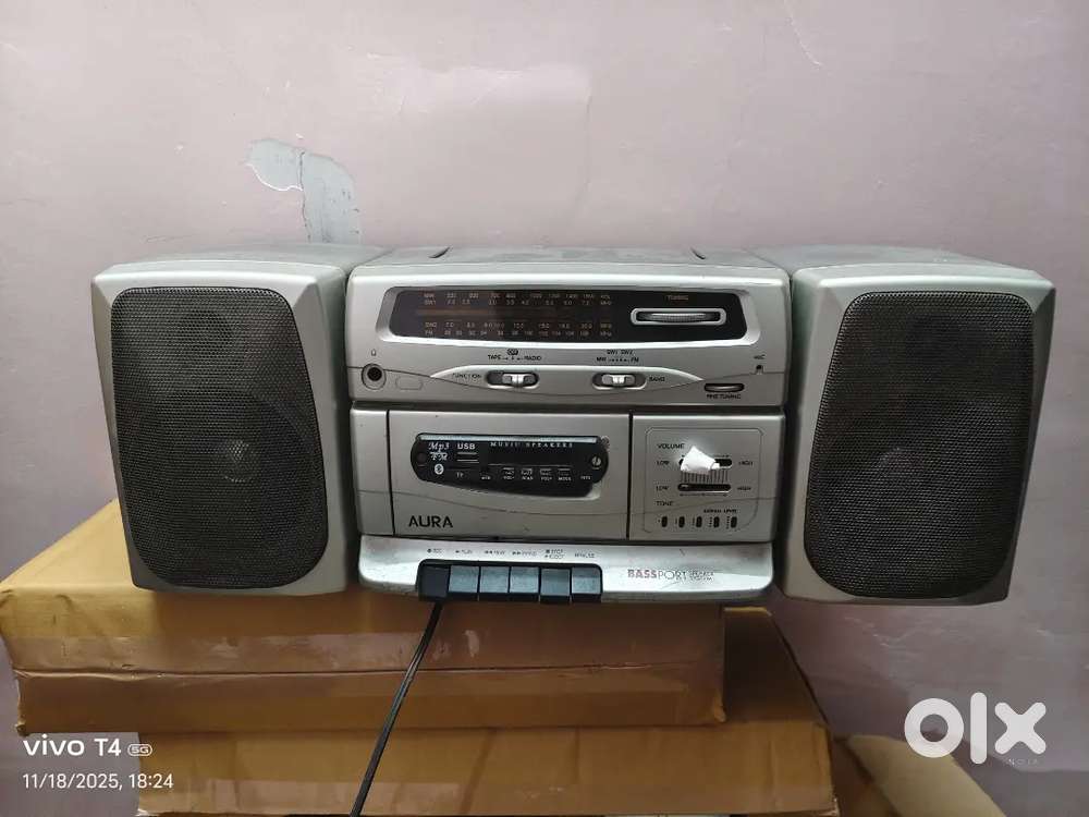 Audio tape recorder with Bluetooth