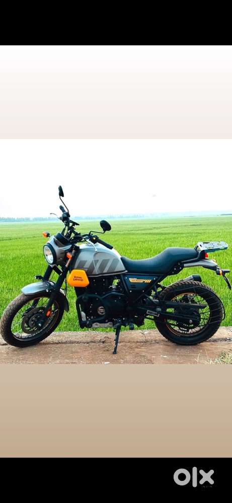 Royal Enfield Scram 411 (2023) - Yellow  20,000 KM  Mint Condition