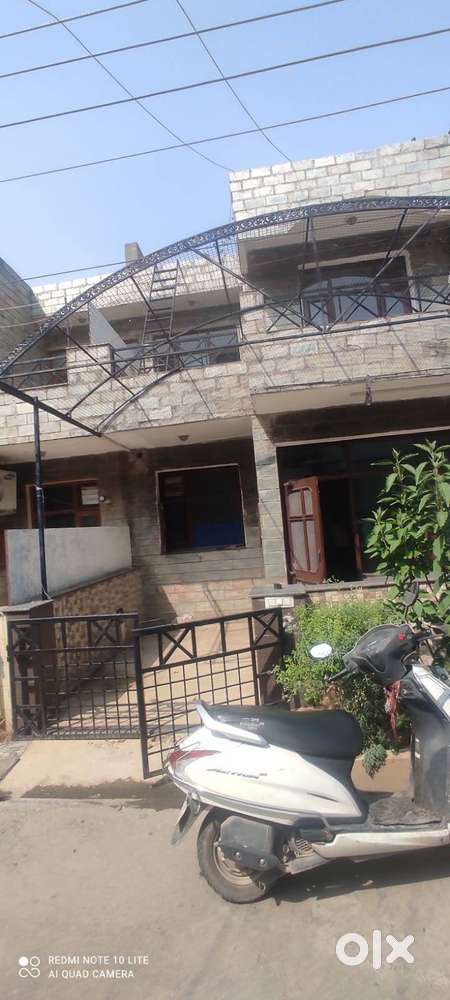 3 BHK SEMI FURNISHED DUPLEX GULMOHAR AVENUE DHAKOLI 100 GAJ