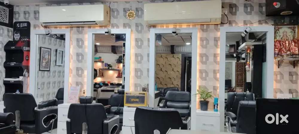 Required hair dressers and unisex hair dressers male or female