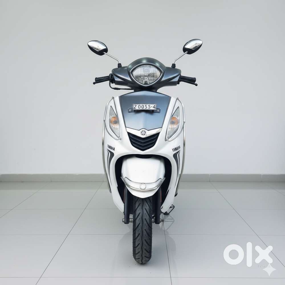 skootee yaamaaha fessino 113cc &125 Fi (Hybrid)2015id)