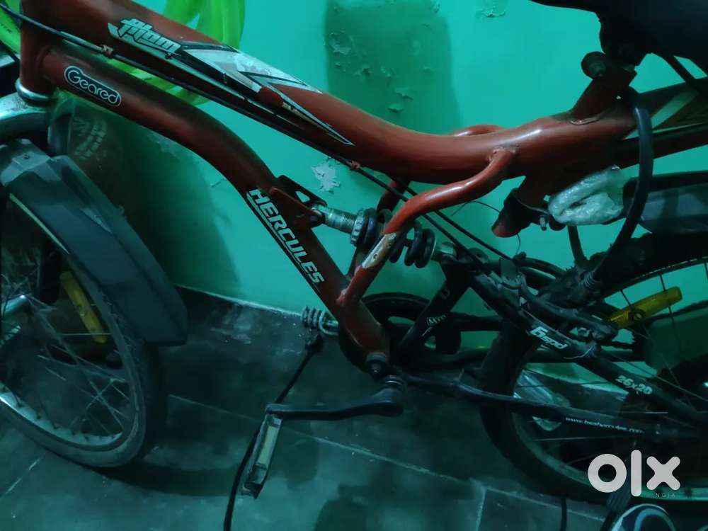 Bahut acchi condition mein Hai jisko bhi lena hai vah Le sakta hai