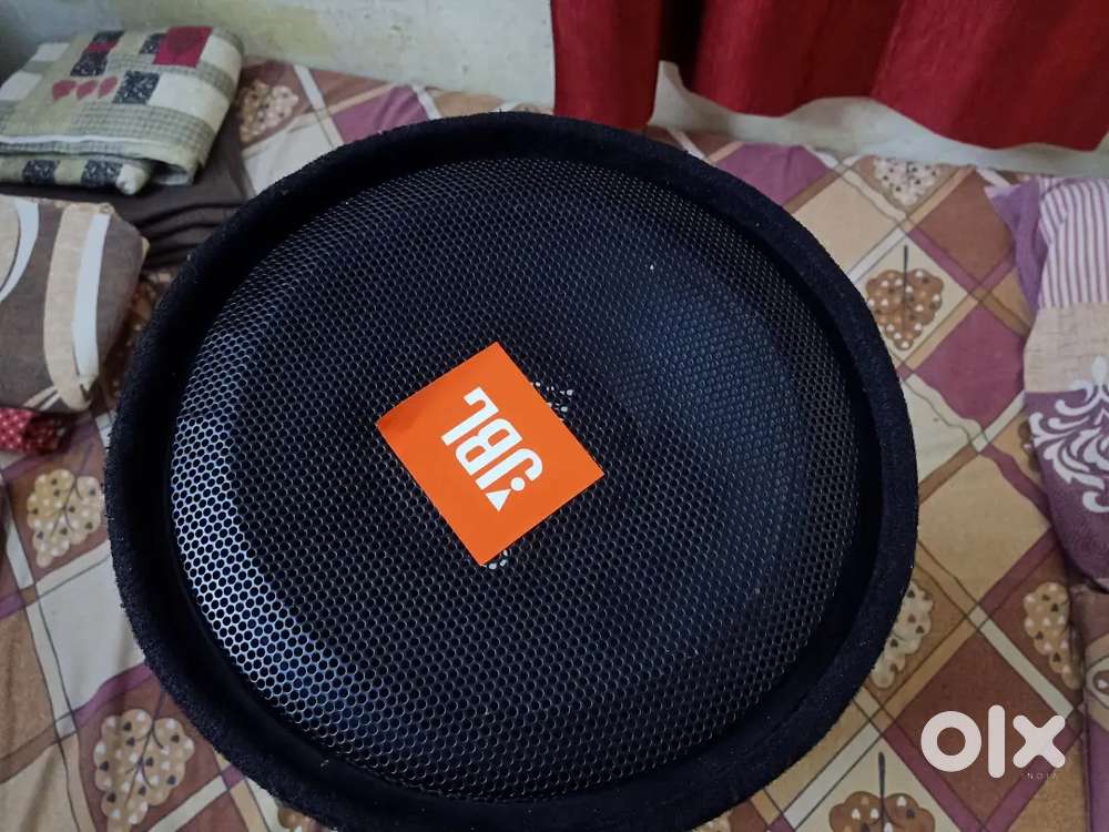 JBL BASS TUBE CAR