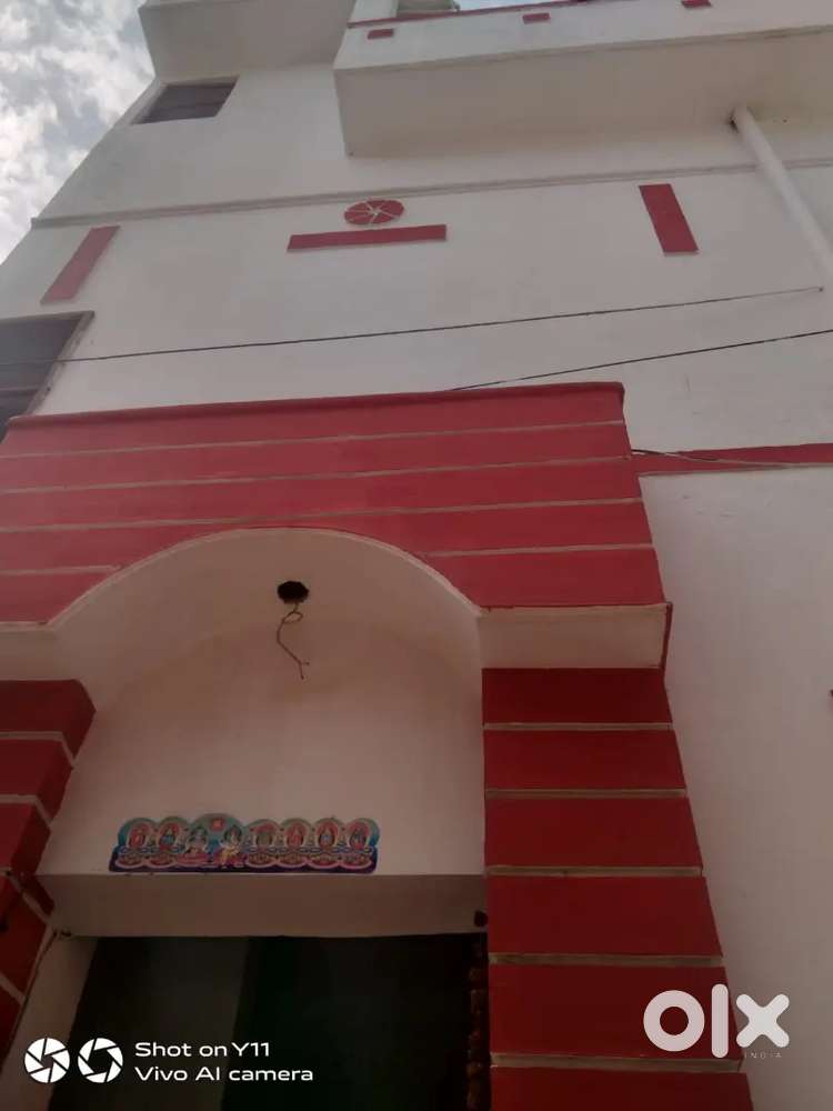 40 gaj 3 manjil house for sale