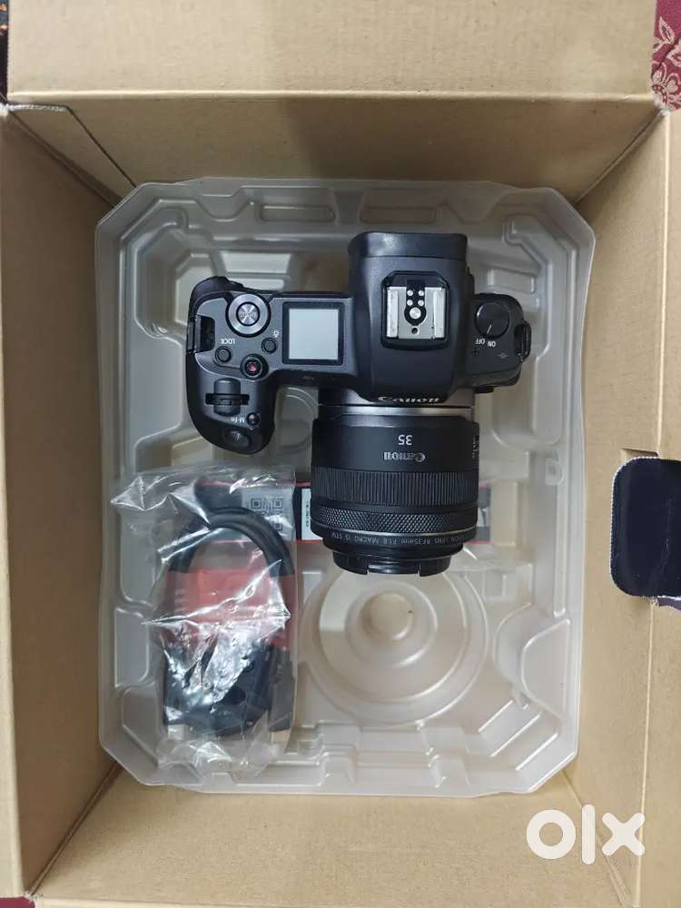 Canon EOS R WITH RF 35MM 1.8 LENS FOR SALE
