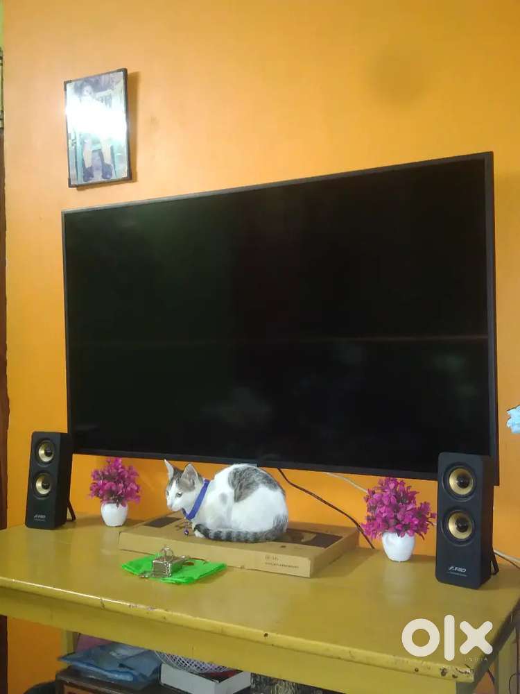 SAMSUNG UHD 4K TV 49 INCH