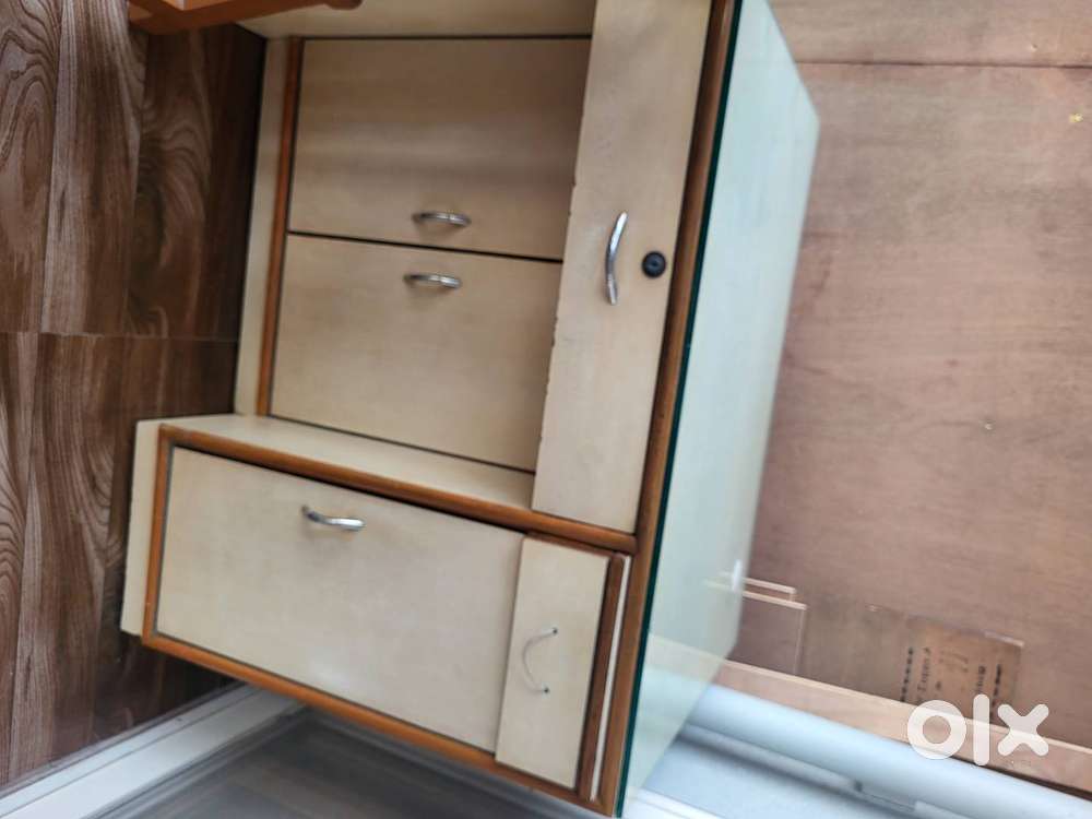 Study table/computer table