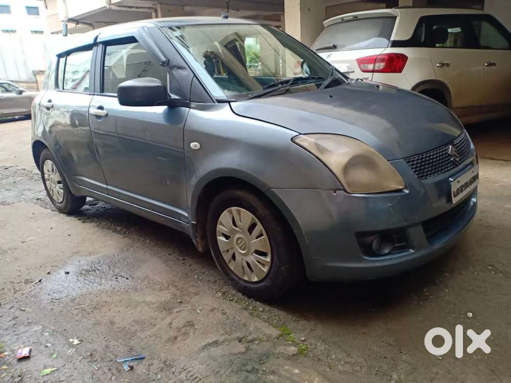 Maruti Suzuki Swift 2006 CNG & Petrol 60000 Km Driven