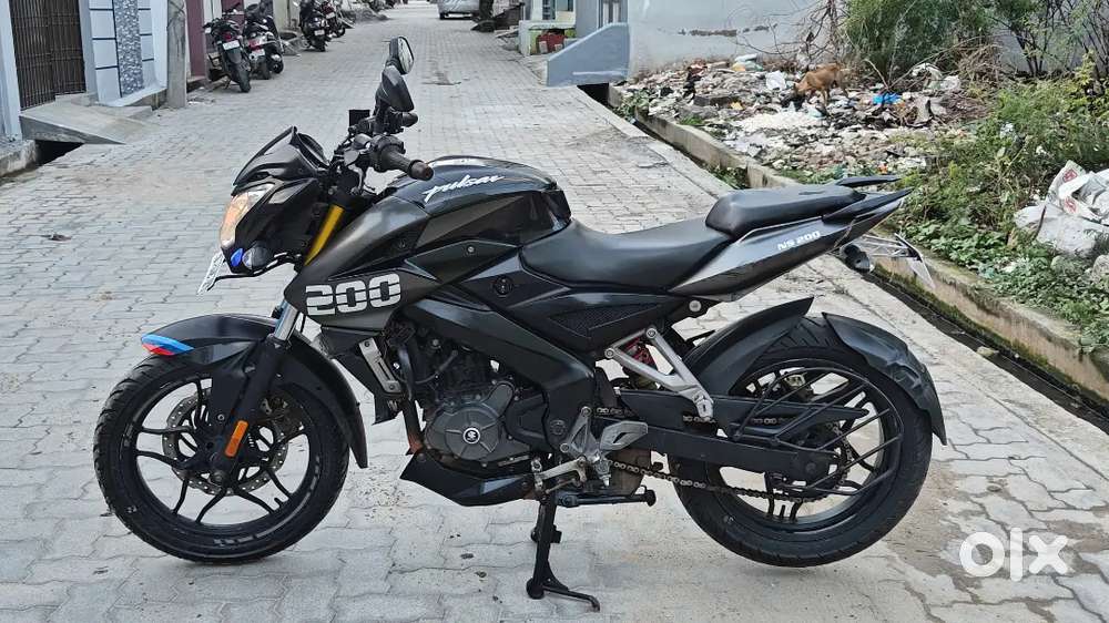 Bajaj Pulsar NS 200   2019 model