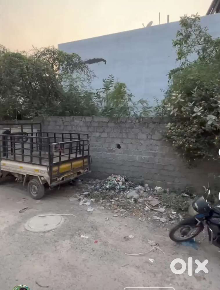 Double face plot..at highly demanded area.price slightly negotiable...