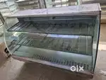 Cake pastry display countar sell