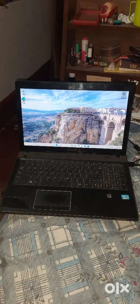 Lenovo Laptop G500 15.6 Inch i5 8 GB RAM 256 GB SSD