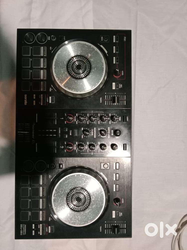 Dj players is avaialable