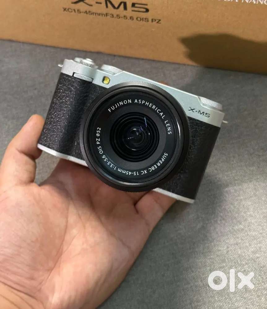 Fujifilm XM5 Mirrorless Camera