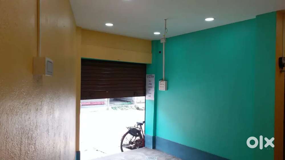 Shop for rent in Sodepur , partapur bazar, near 78/1 busstand