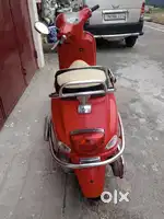 VESPA 125 RED COLOR