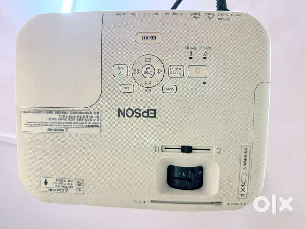EPSON PROJECTIOR