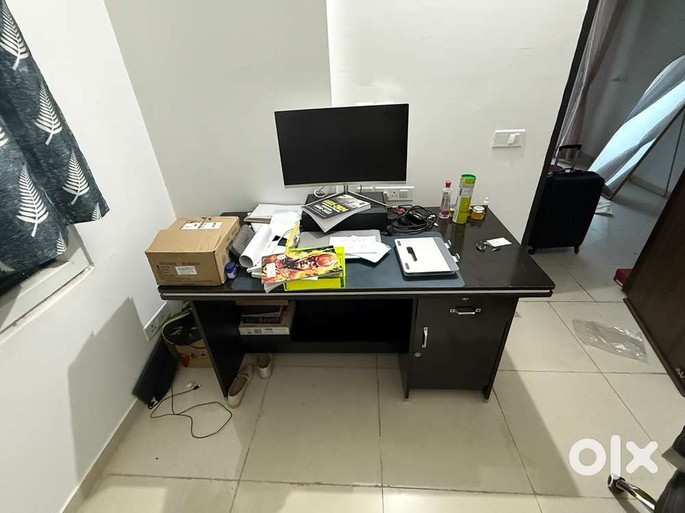 WorkSpace Table With Chair