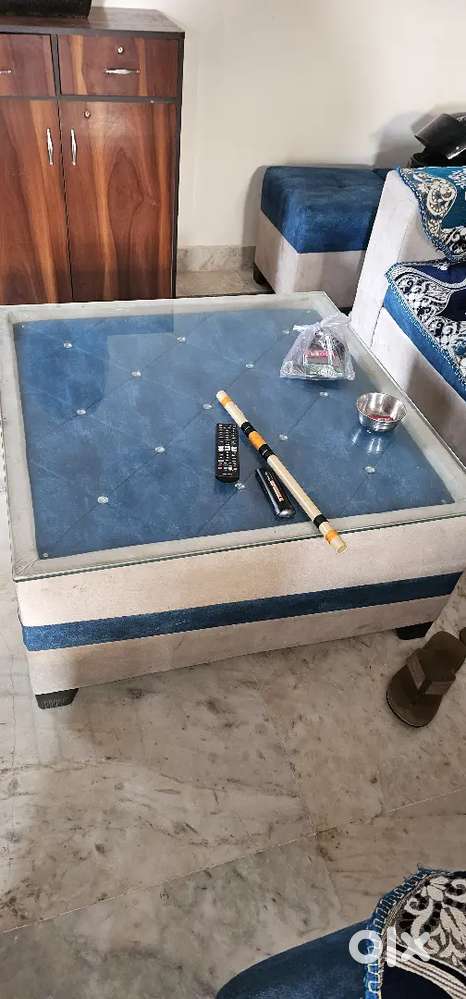 Sofa Central  table