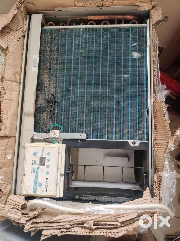 1 Ton Hitachi window AC in excellent condition