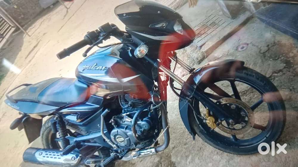 Pulsar 150 bs4  2017 model condition ok