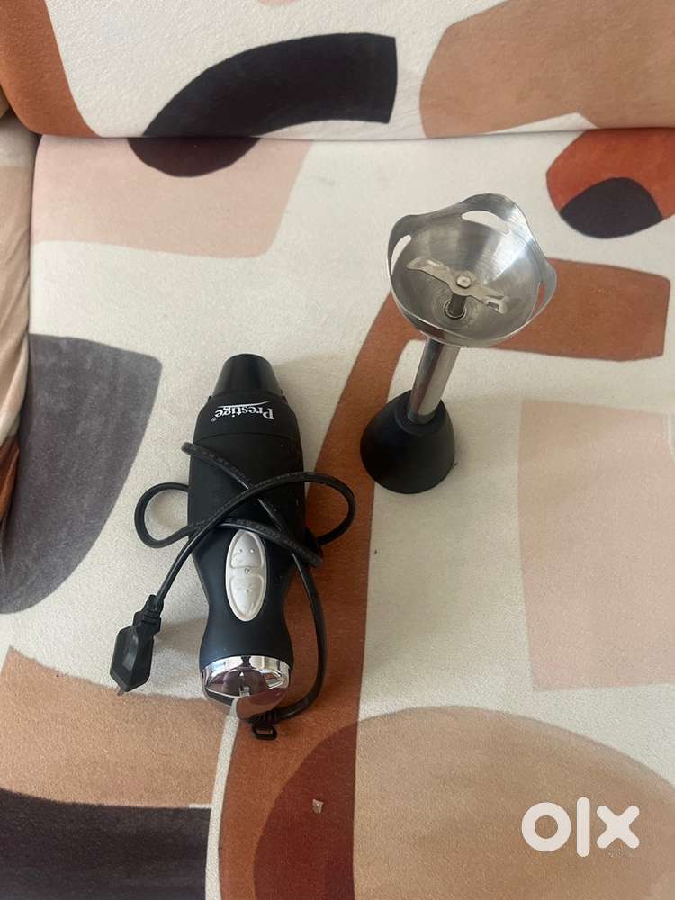 Hand mixer