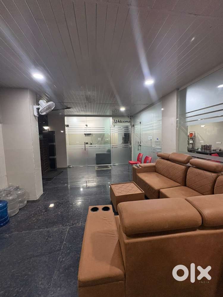 Platinum Bloom Womens PG &Hostel