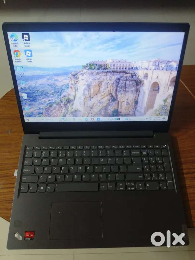 Best laptop lenovo windows 10