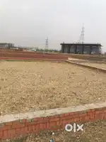 Plot book kare ram nagar me rajendratripathi digree college ke samne