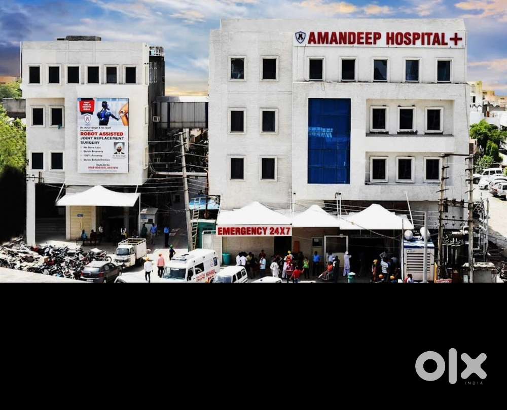 Amandeep hospital need staff for front desk