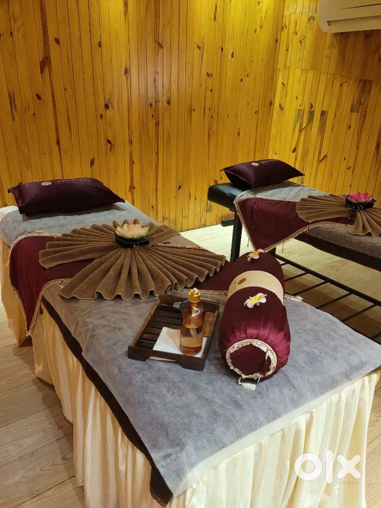 Female Massage Therapist Required For Spa