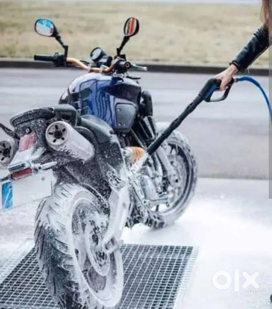 Bike Showroom's Washing Staff