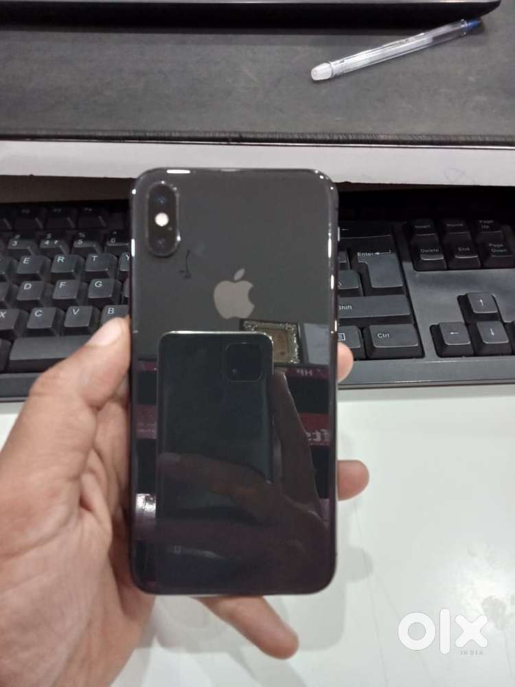 Iphone XS 256GB in good condition all parts are original Fix Rate