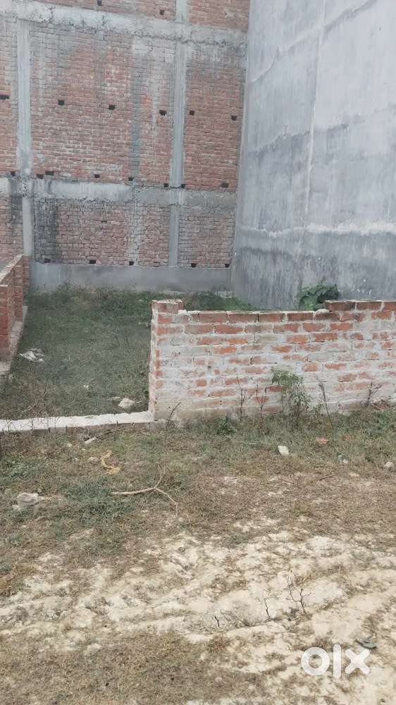 Resale plot Prime location pe ring road ke najdik