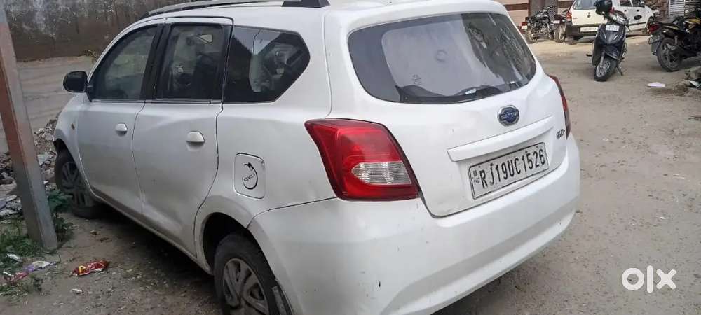 DATSUN GO + 7 SEATER