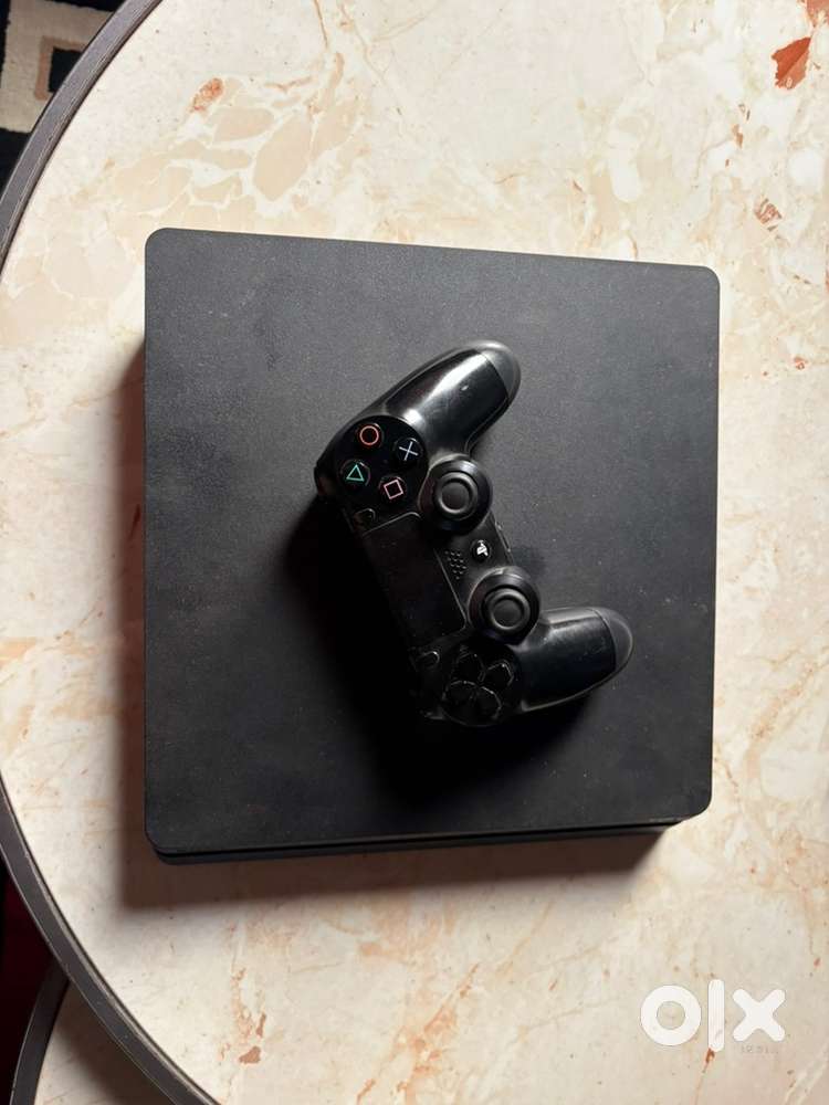 Ps 4 slim 1TB