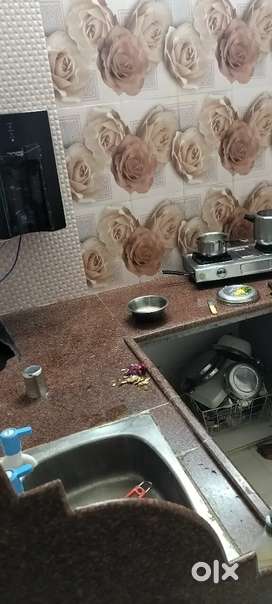 1bhk indipendent flat for  working bachelor's