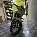 Apache Bike model:2011 Both tyre are new, new battery, engine is good