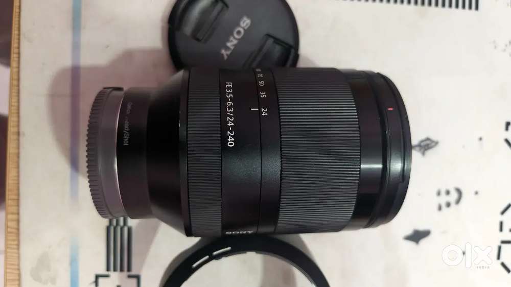 Sony 24-240mm Full Frame Lens for Sony E mount Camera,Rarely Used