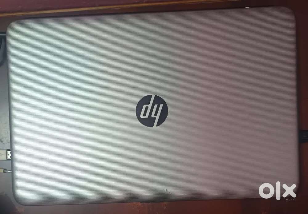 HP Notebook 15-ay020tu