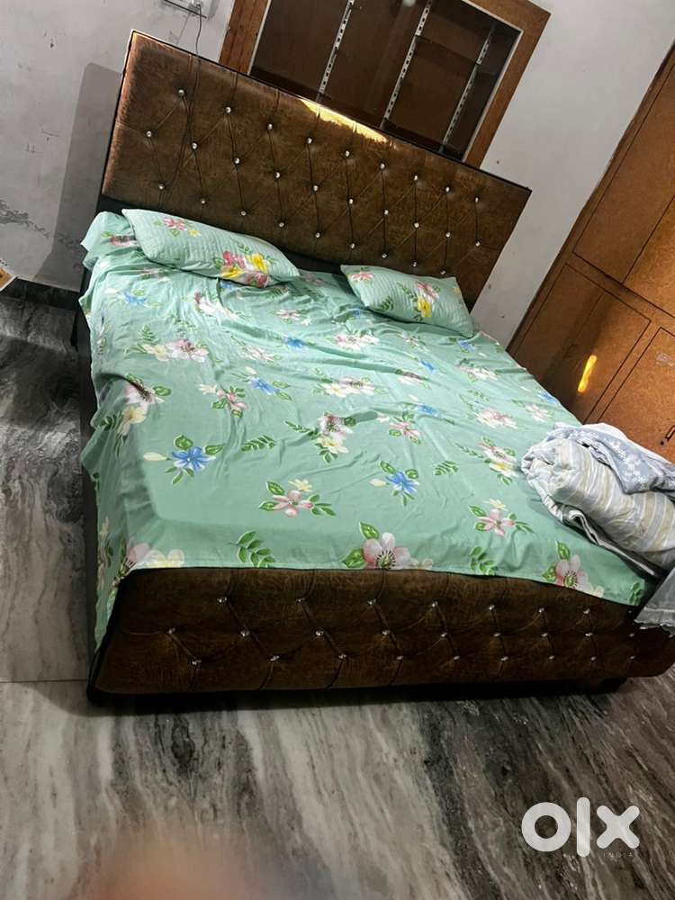 6 month old double bed verry good condition