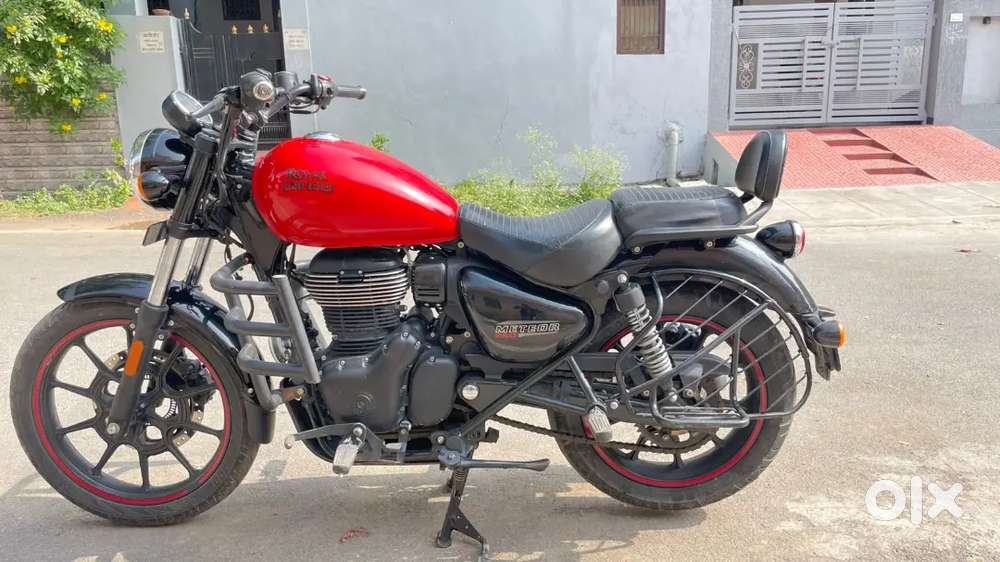 Royal Enfield meteor 350 cc 2023 model  first owner