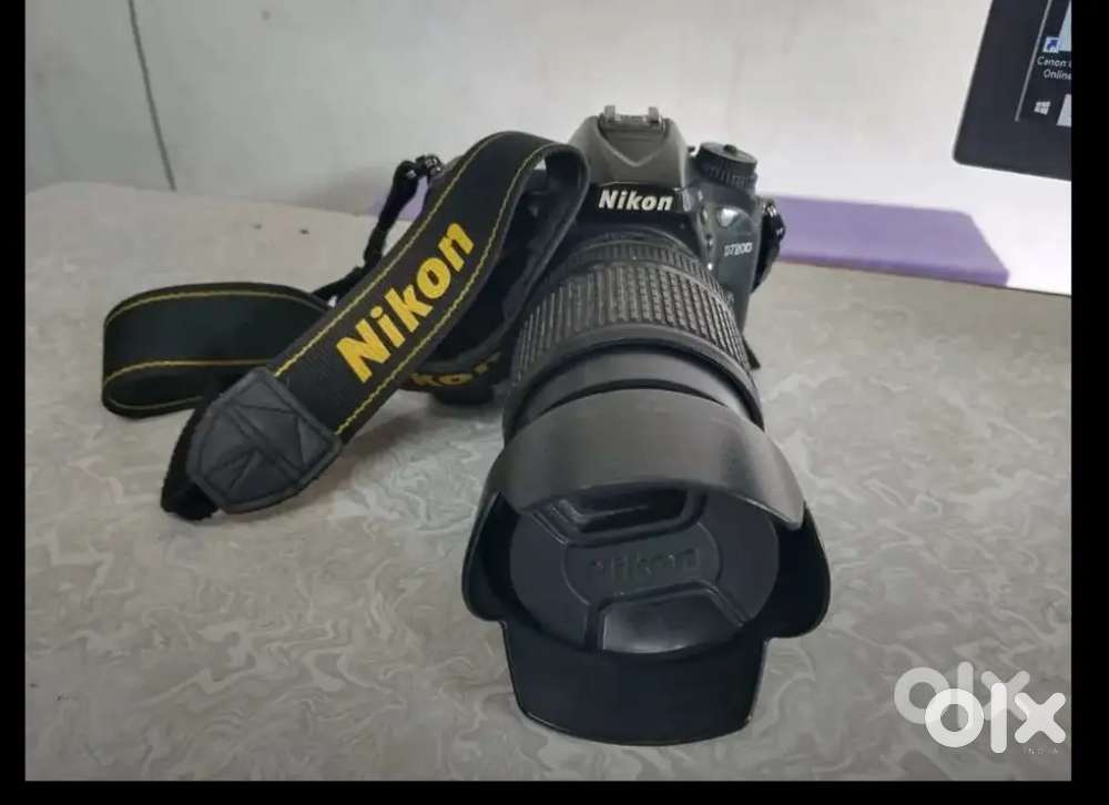 Nikon 7200D